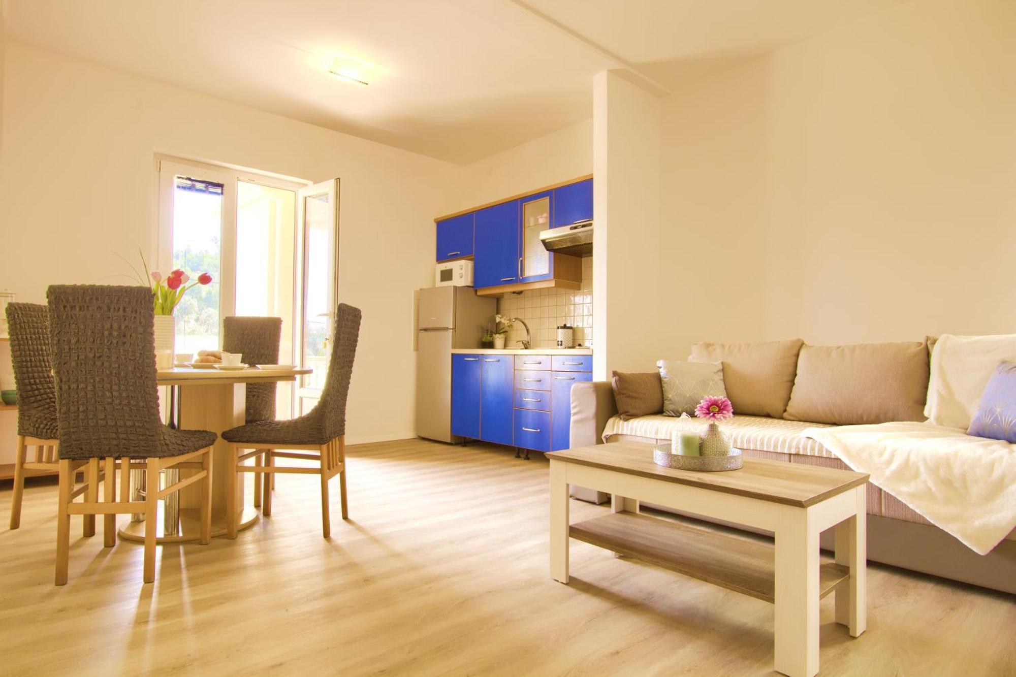 Sunshine Place By The Beach Lukoran 部屋 写真